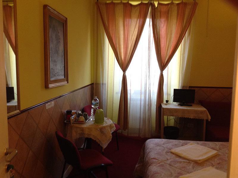 Termini Accommodation Rom Zimmer foto